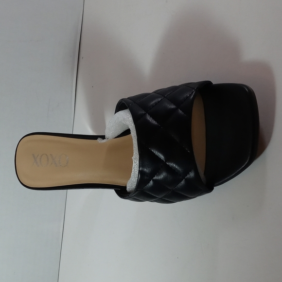 Shoes - Picture 1 of 6